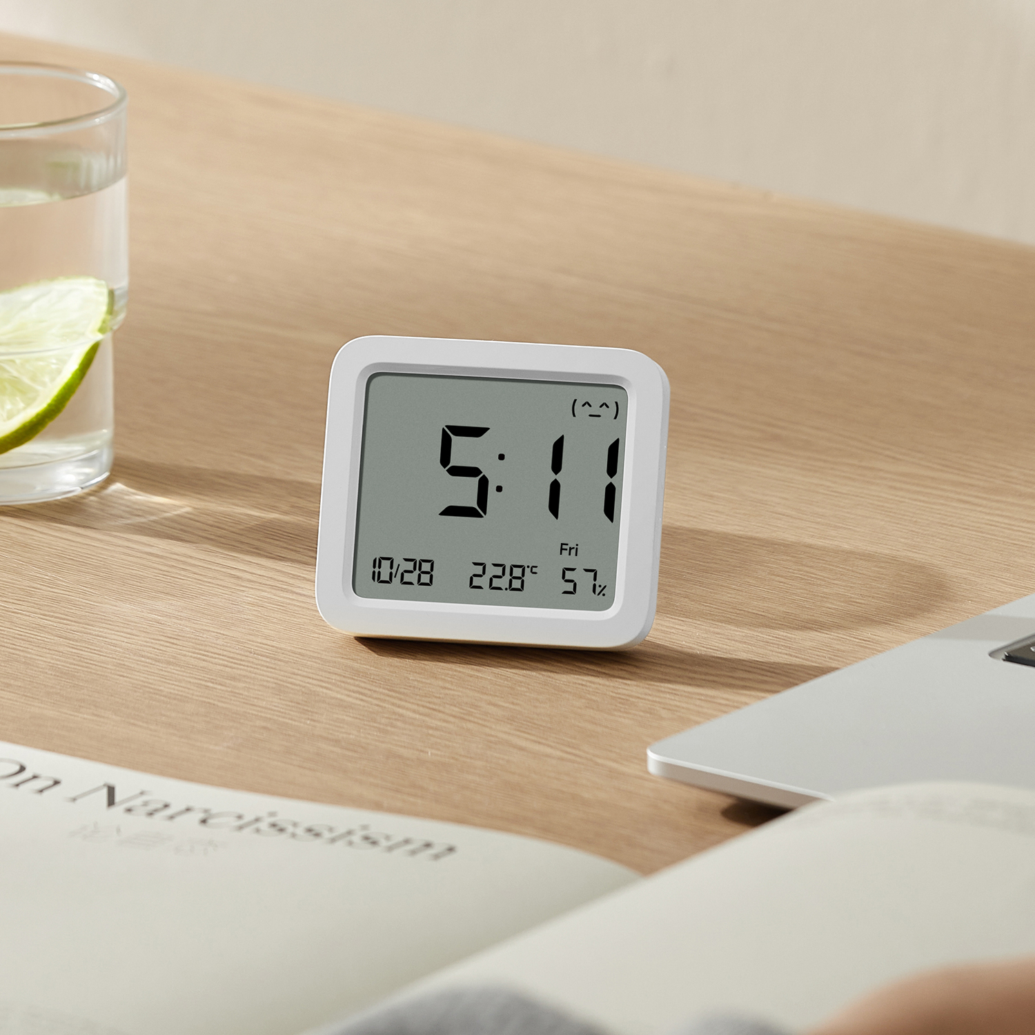 BHR9041GL_Xiaomi-Smart-Temperature-and-Humidity-Monitor-3-White_wr_04a
