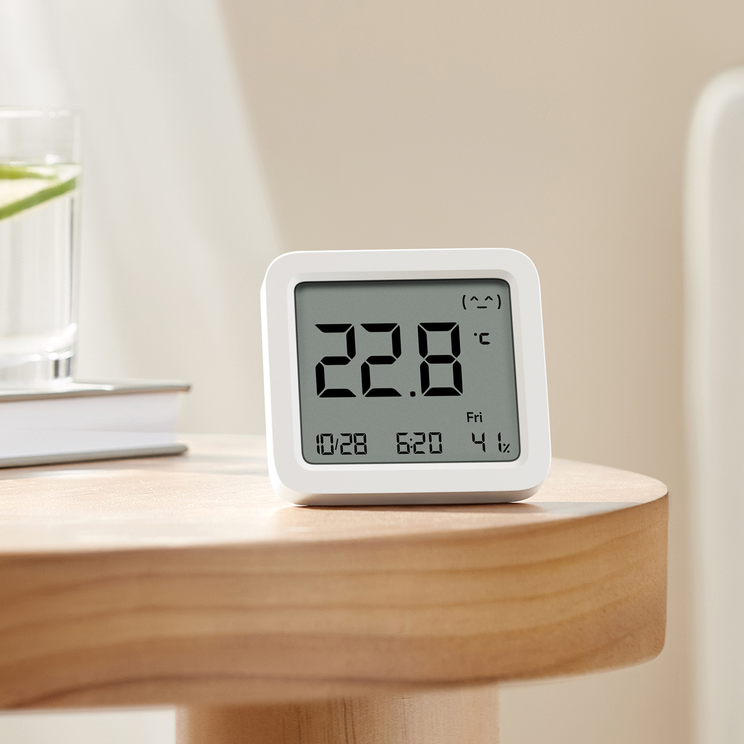BHR9041GL_Xiaomi-Smart-Temperature-and-Humidity-Monitor-3-White_wr_05a