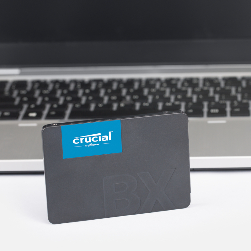 CT2000BX500SSD1_wr_08a