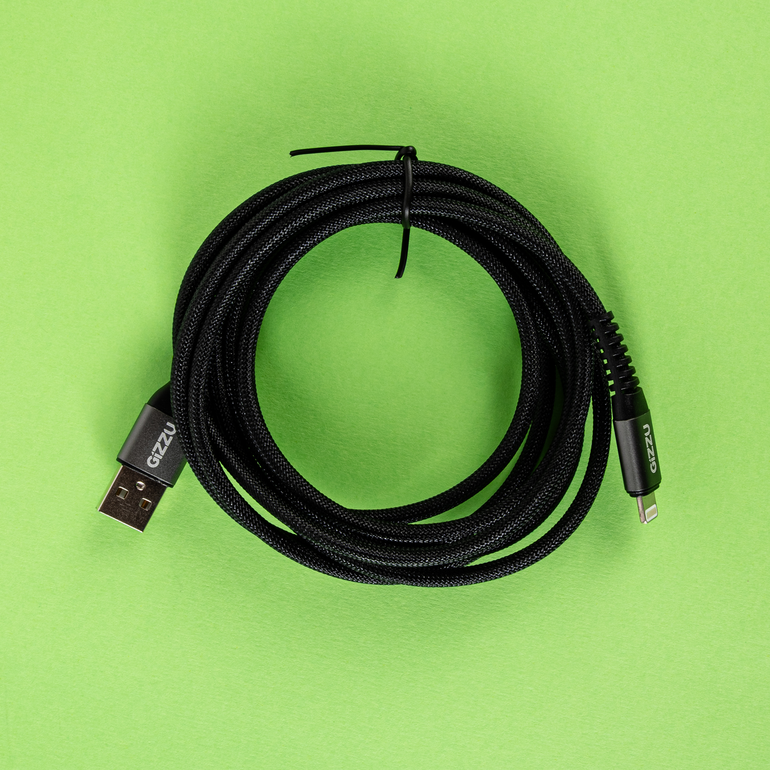 GIZZU-GCPU2L012-02-12W-USB-to-Lightning-2m-Cable_WHAT-IN-BOX-9206-Edit_1500x1500