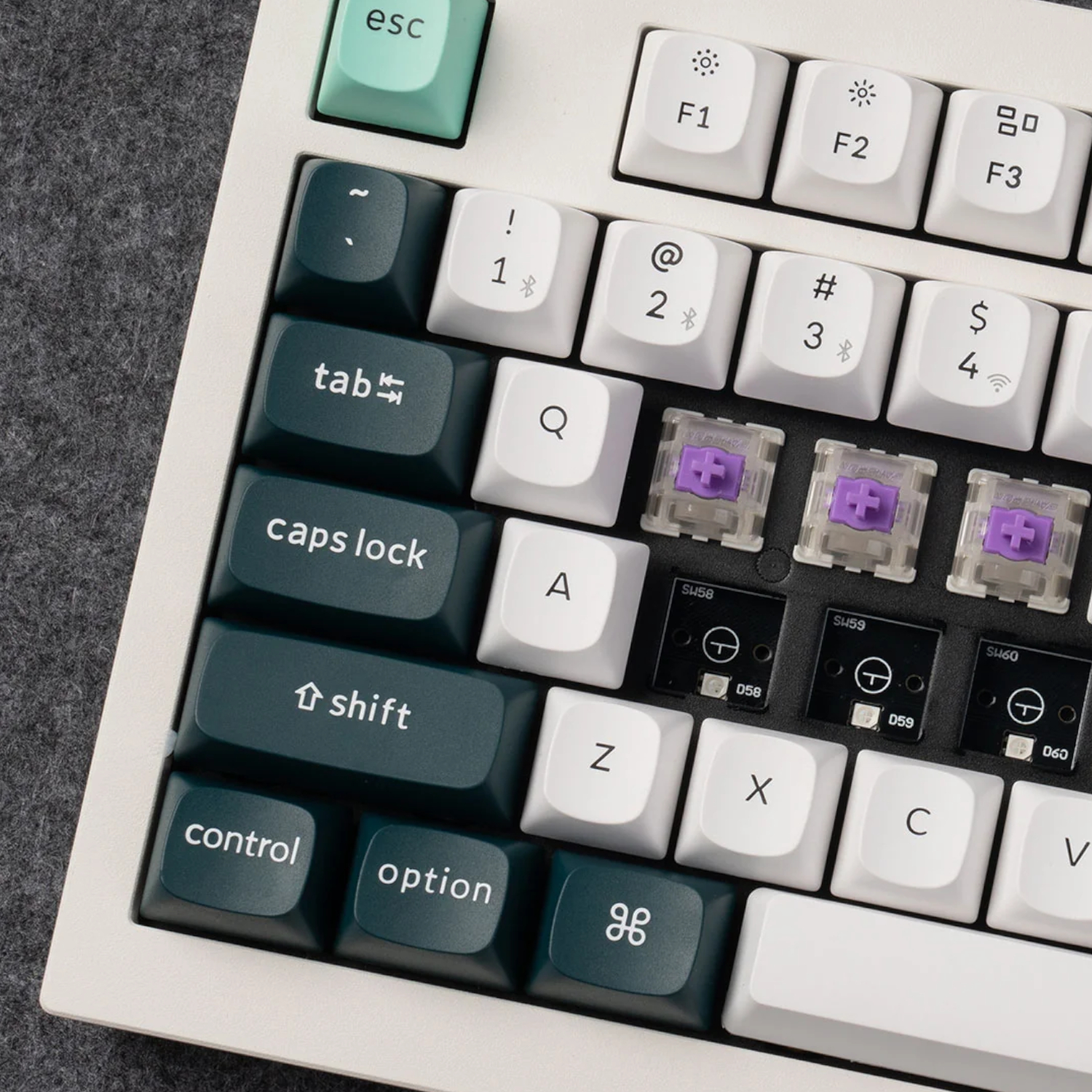 Q3H-P1_Keychron-Q3-HE-QMK-Wireless-Custom-Keyboard-Nebula-Switch-Shell-White_wr_05a